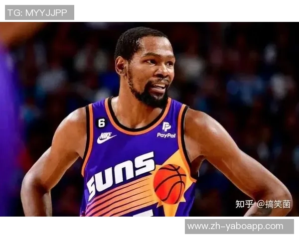 小卡半场强势表现单打得分12分4板3断全力防守杜兰特 小卡半场强势表现单打得分12分4板3断全力防守杜兰特