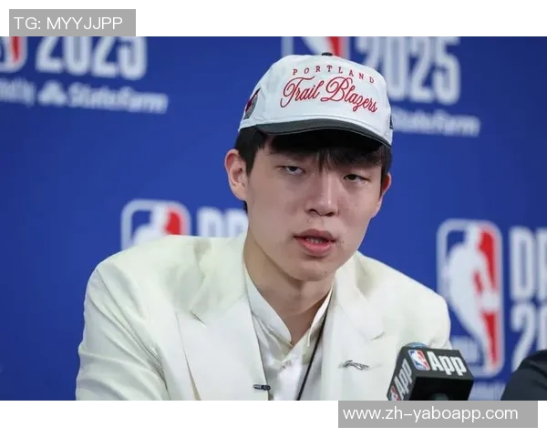 开拓者媒体人建议杨瀚森替补中锋位置应优先于里斯